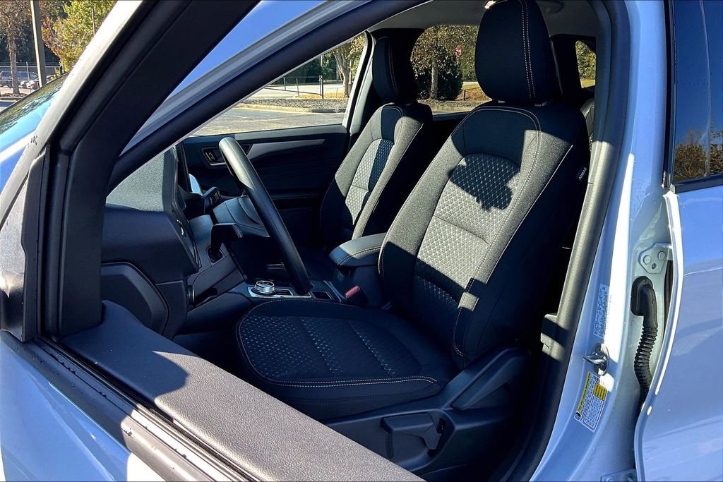 New 2026 Ford Escape Active w/ Cold Weather Package FWD image 9