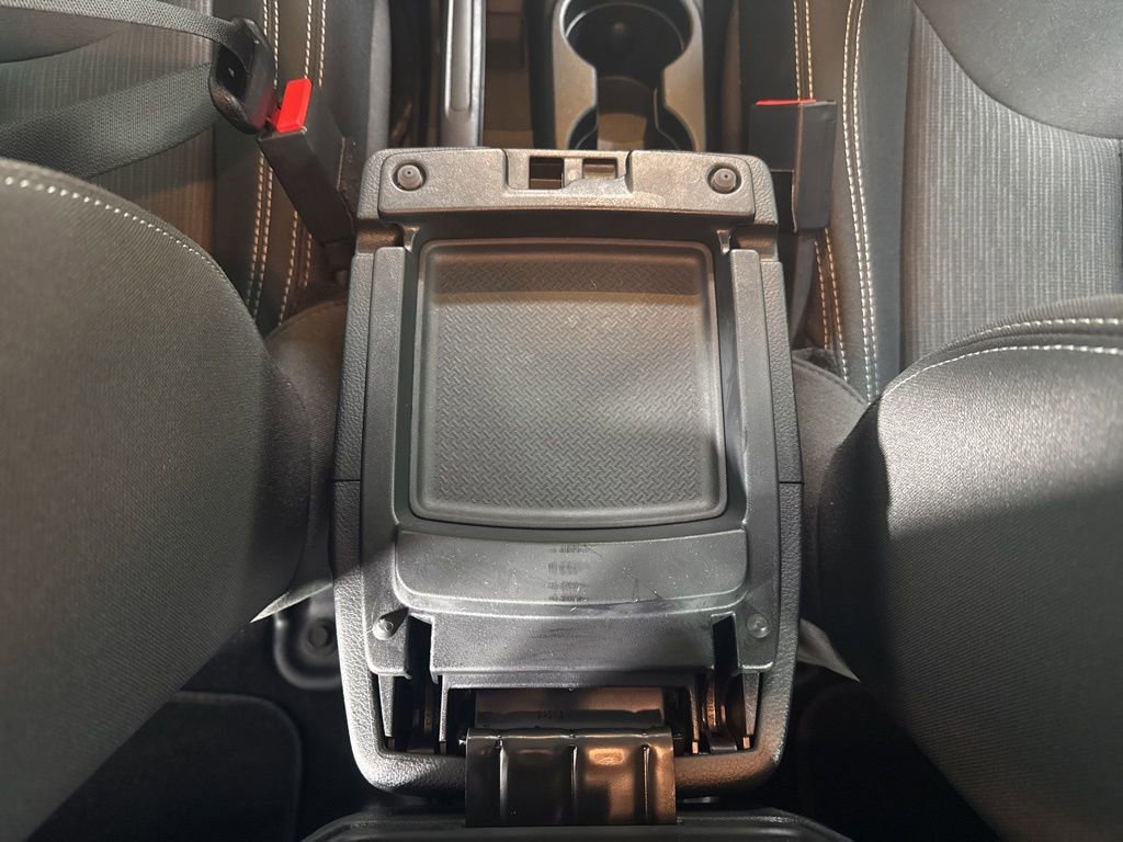 Used 2017 Jeep Wrangler Unlimited Sahara w/ Dual Top Group image 27