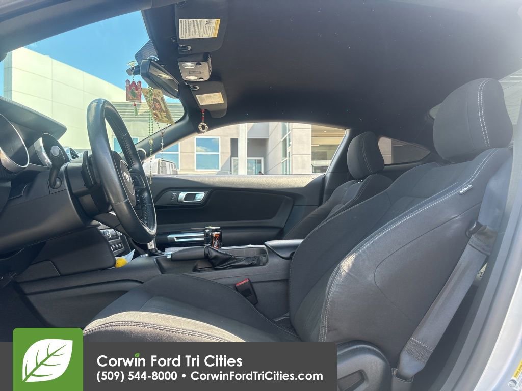 Used 2019 Ford Mustang Coupe image 6