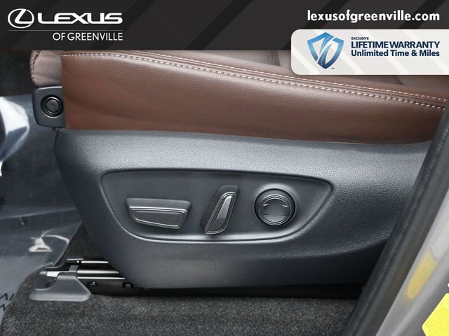 Used 2025 Toyota Land Cruiser w/ Premium Package image 27