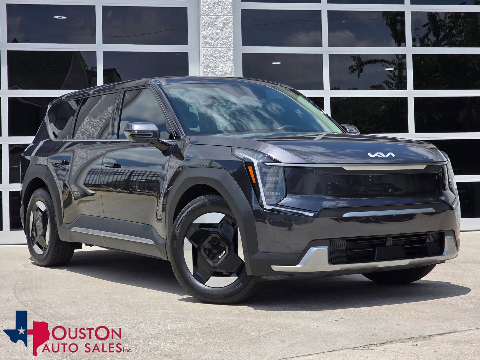 Used 2026 Kia EV9 Light