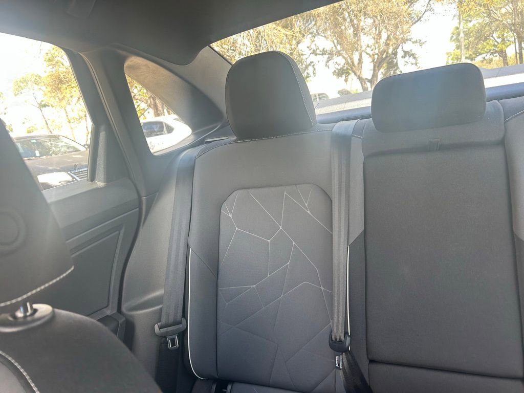 Used 2025 Volkswagen Jetta Sport image 12