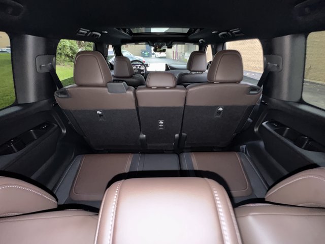 New 2026 Nissan Armada Platinum AWD/4WD image 25