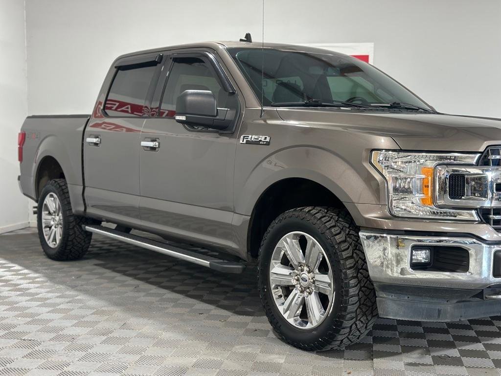 Used 2019 Ford F150 XLT w/ Equipment Group 302A Luxury AWD/4WD image 3