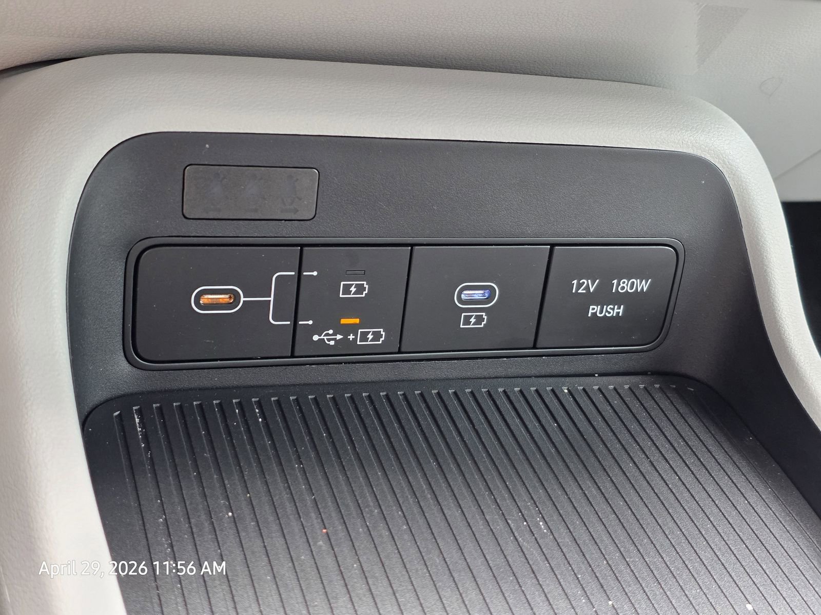 Certified 2025 Hyundai Kona SEL AWD/4WD image 22