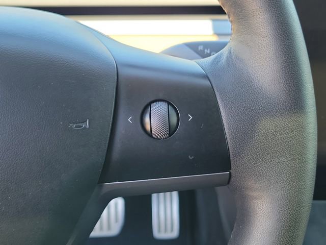 Used 2023 Tesla Model 3 Performance image 26
