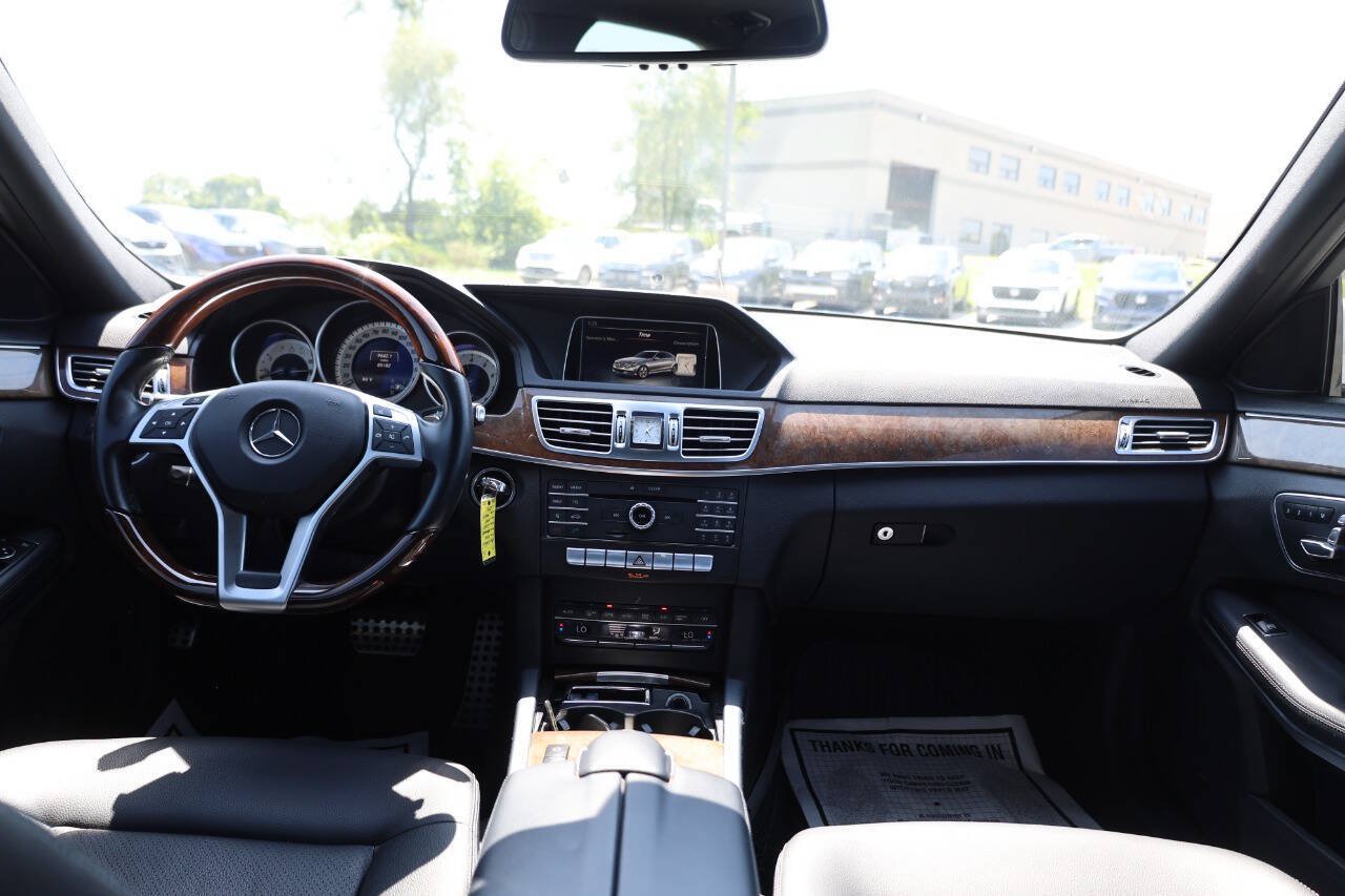 Used 2016 Mercedes-Benz E 350 4MATIC Sedan image 14