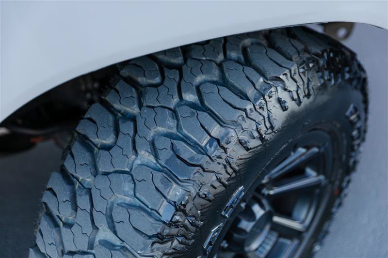 Used 2001 Toyota Land Cruiser AWD/4WD image 6