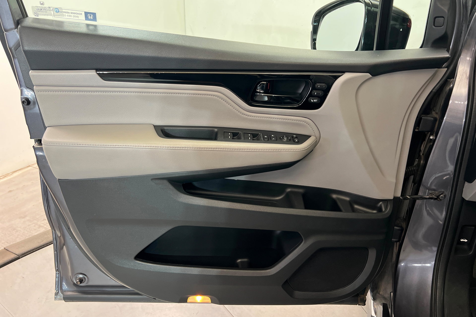 Used 2018 Honda Odyssey Elite image 15