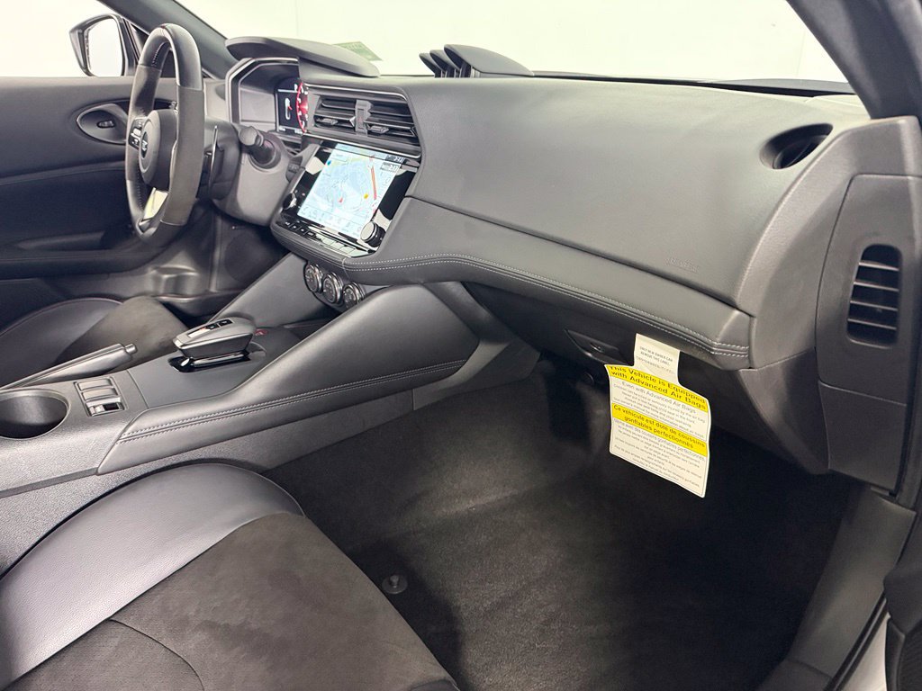 Used 2025 Nissan Z NISMO w/ Floor Mat Package RWD image 27