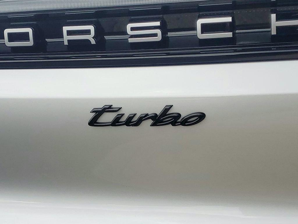 New 2025 Porsche Cayenne Turbo image 28
