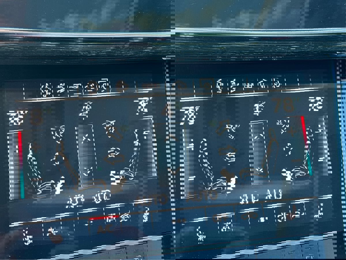 Used 2022 Audi Q7 2.0T Premium image 42