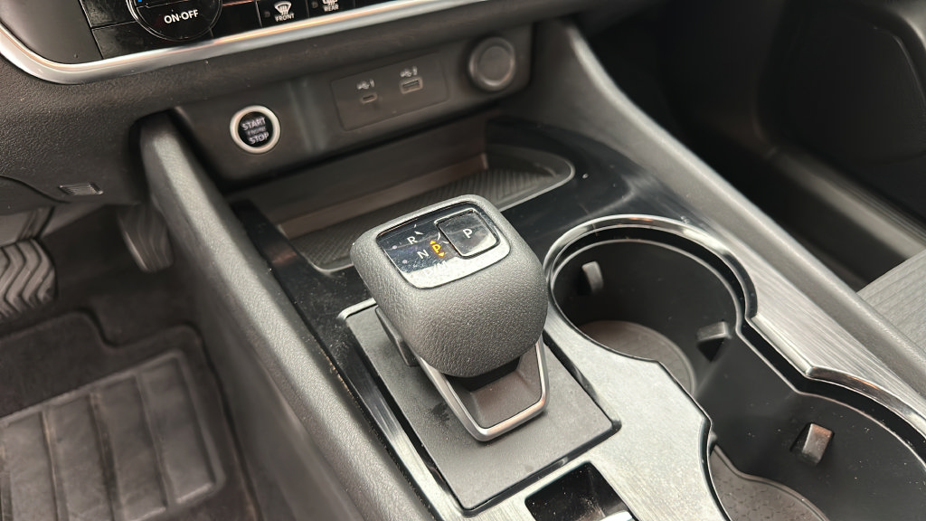 Used 2023 Nissan Rogue SV AWD/4WD image 19