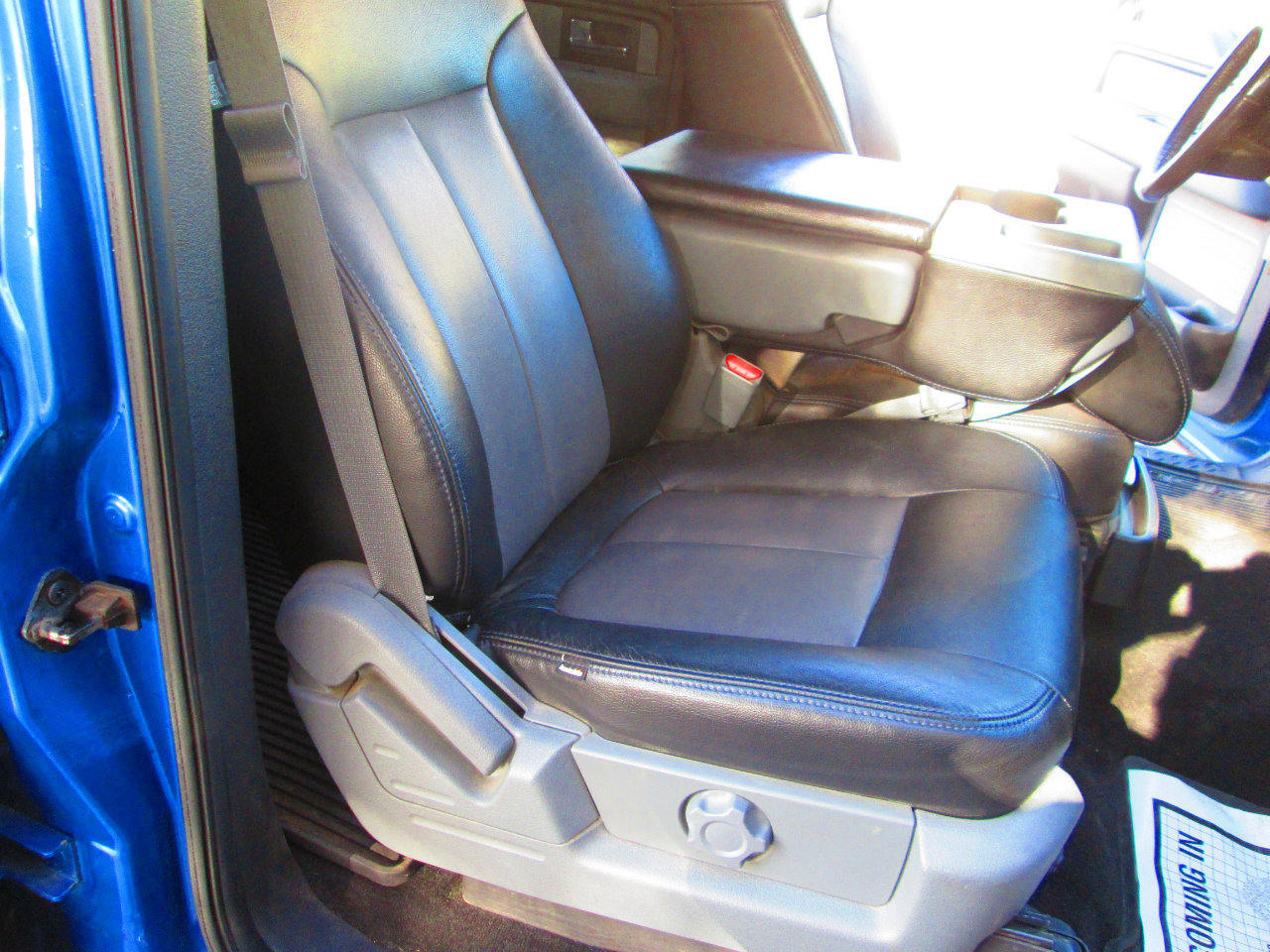 Used 2014 Ford F150 XLT w/ Equipment Group 302A Luxury image 16