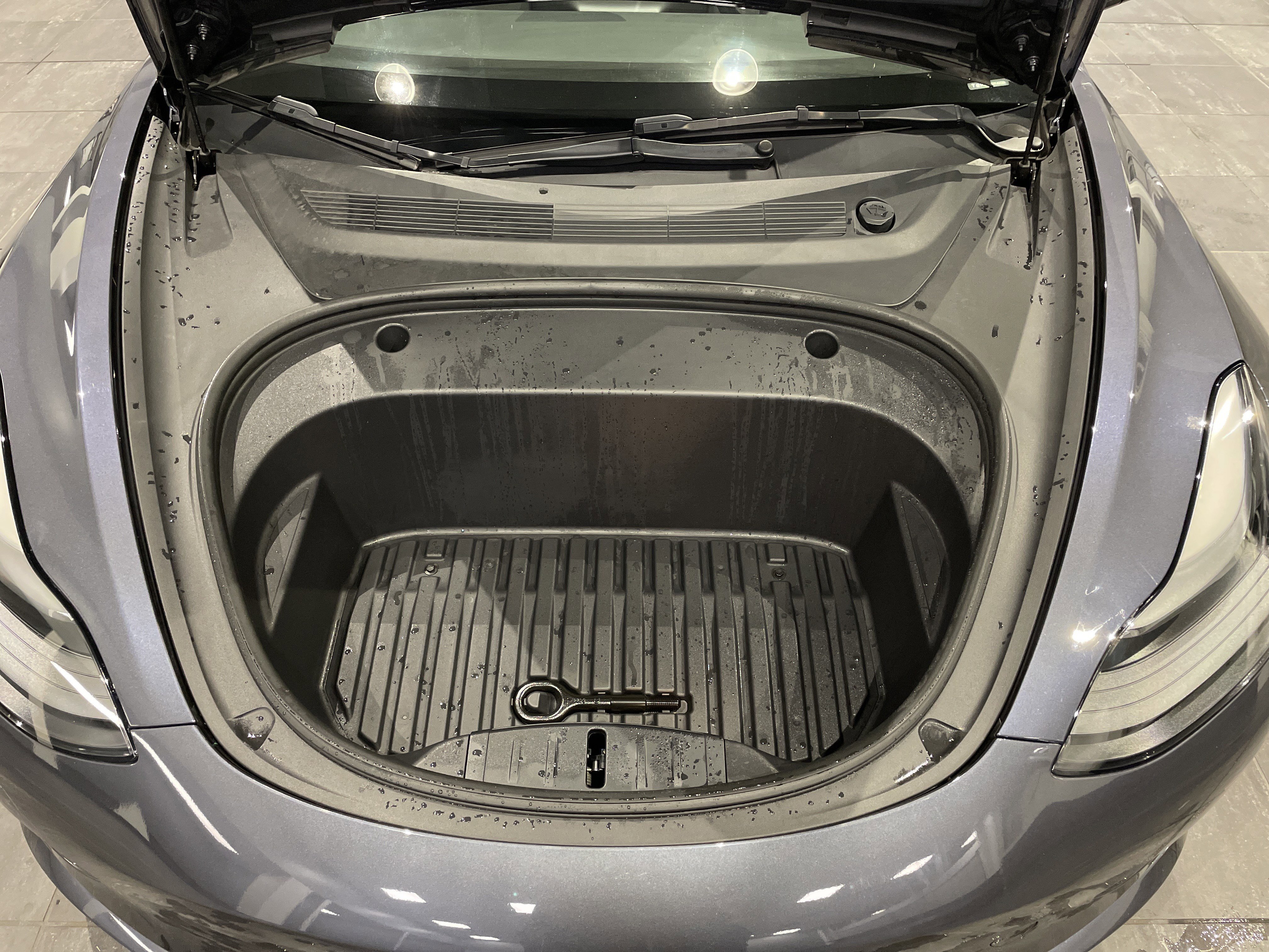 Used 2023 Tesla Model 3 Standard Range image 37