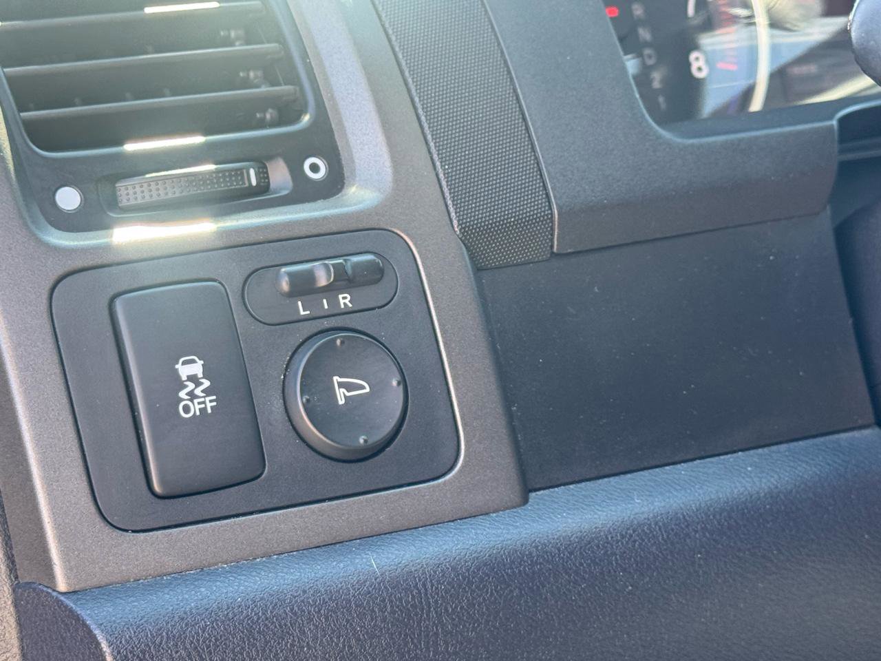 Used 2011 Honda CR-V EX-L image 30