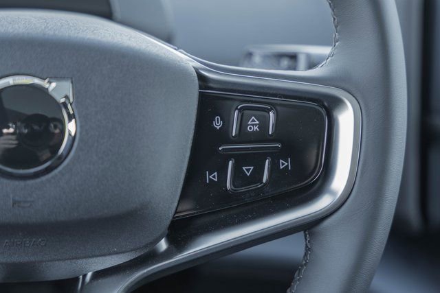 New 2026 Volvo EX30 Plus w/ Climate Package image 23