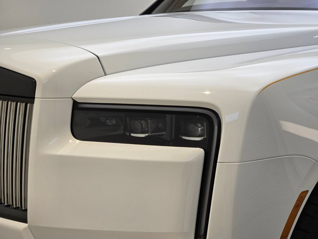 New 2027 Rolls-Royce Cullinan Black Badge AWD/4WD image 8
