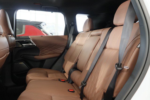 New 2026 Mitsubishi Outlander SEL AWD/4WD image 26