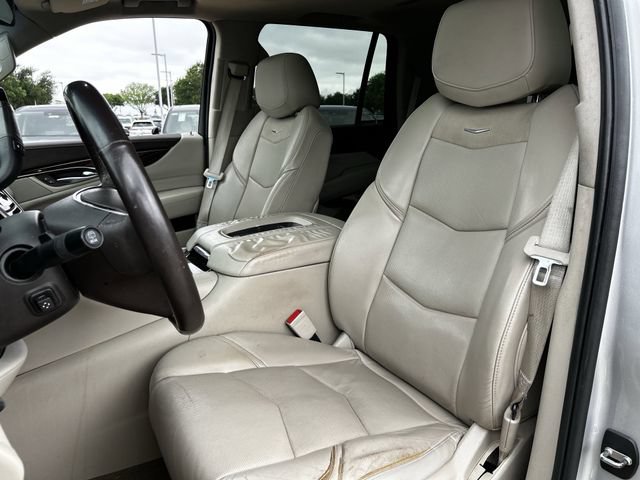 Used 2017 Cadillac Escalade Luxury RWD image 27