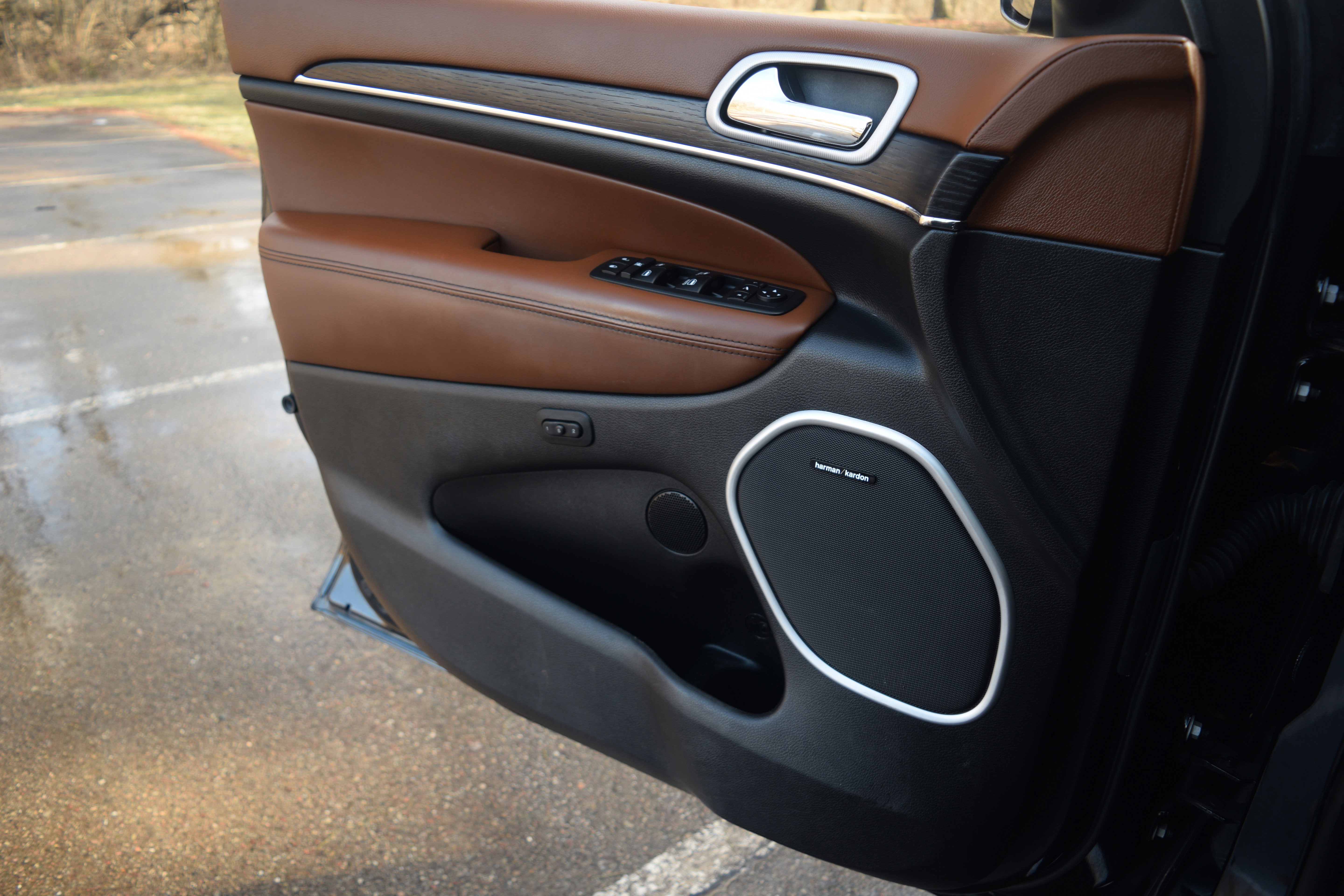 Used 2018 Jeep Grand Cherokee Summit w/ Platinum Series Group image 21