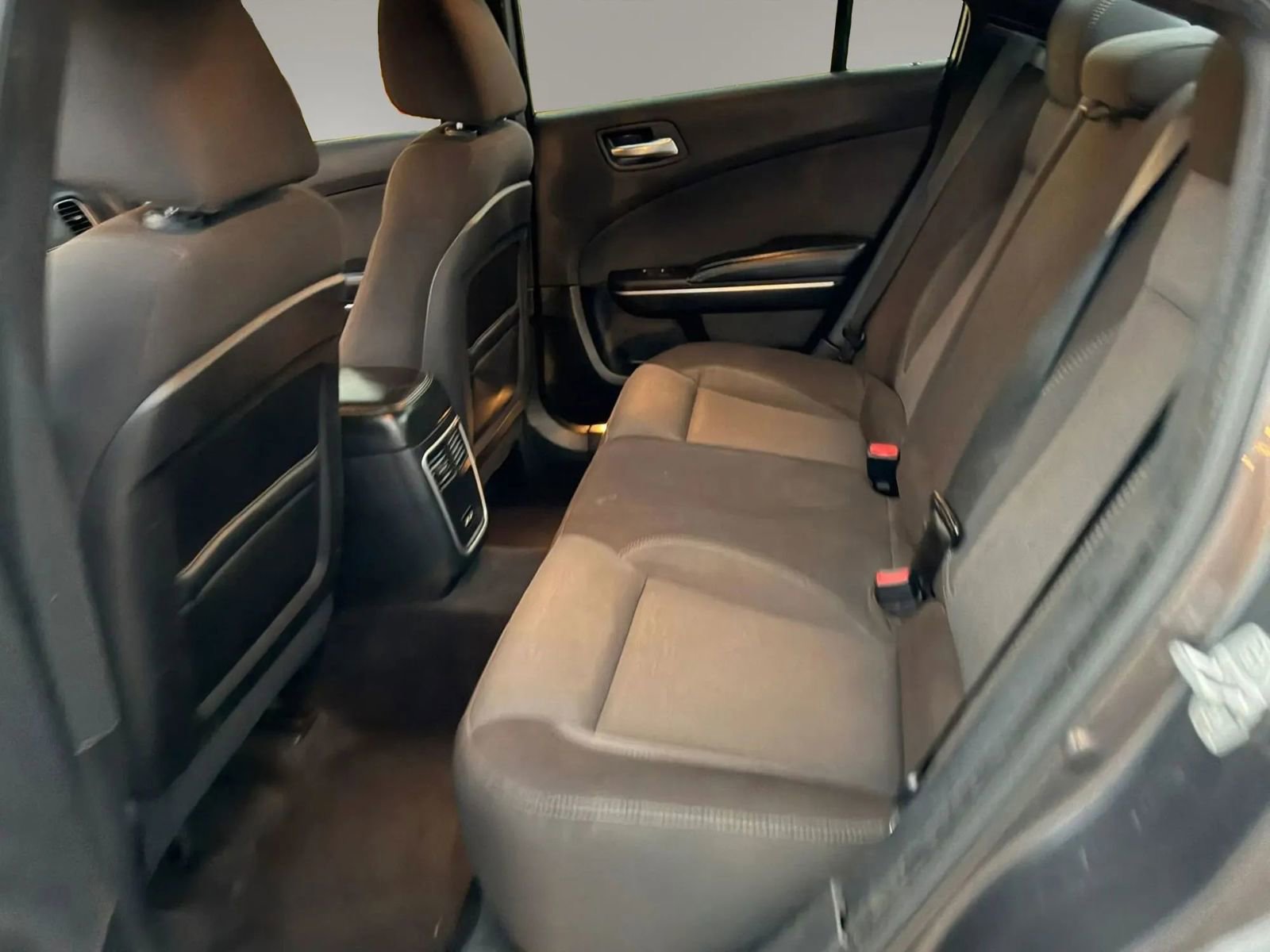 Used 2015 Dodge Charger SE w/ Power Sunroof Group image 12