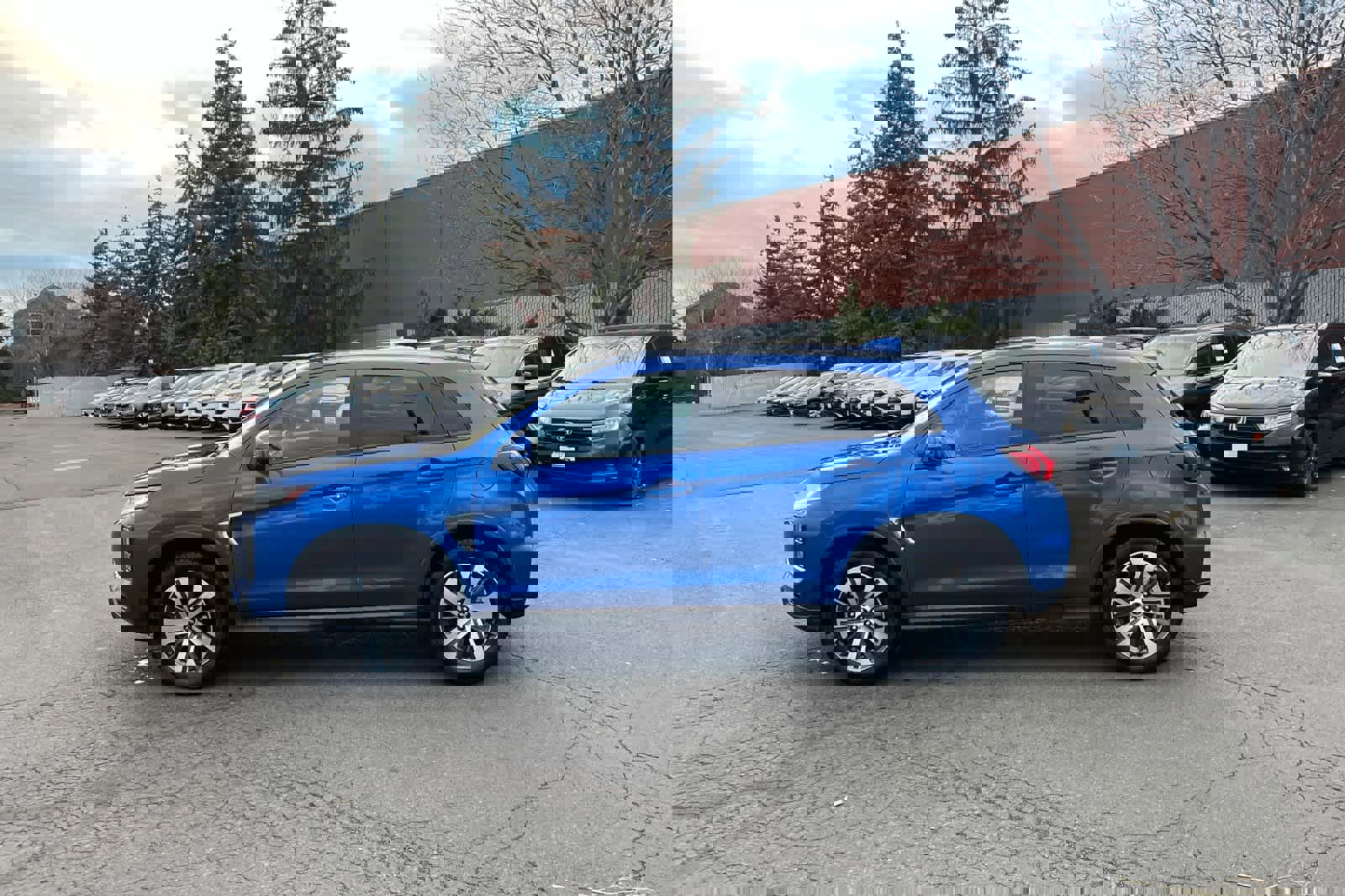 Used 2024 Mitsubishi Outlander Sport SE image 5