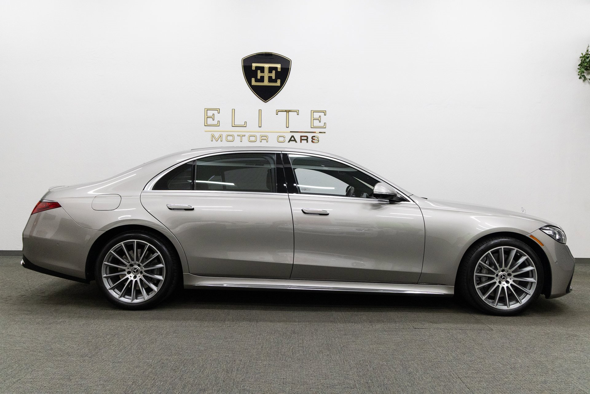Used 2021 Mercedes-Benz S 580 4MATIC Sedan image 10