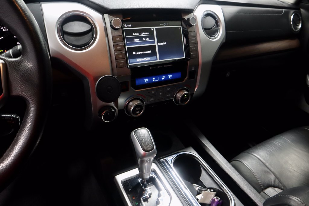 Used 2021 Toyota Tundra Limited w/ Limited Premium Package AWD/4WD image 32