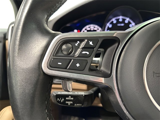 Used 2021 Porsche Cayenne image 18