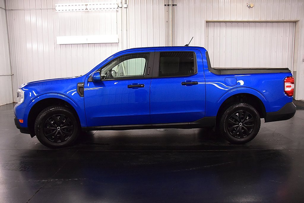 Used 2022 Ford Maverick XLT w/ XLT Luxury Package image 4