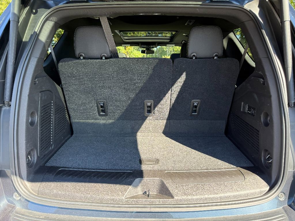 Used 2021 Chevrolet Tahoe LT w/ LT Signature Plus Package image 9