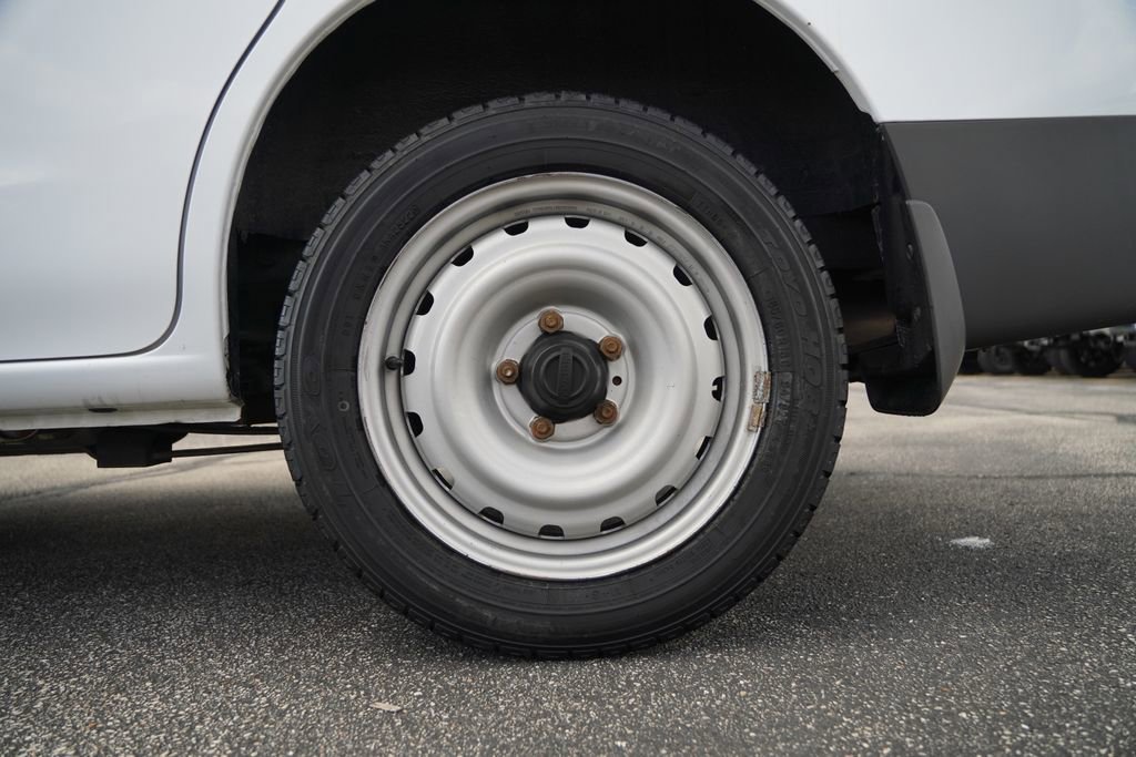 Used 2015 Nissan NV200 SV w/ Back Door Glass Package image 6