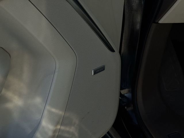 Used 2023 GMC Yukon XL Denali image 25