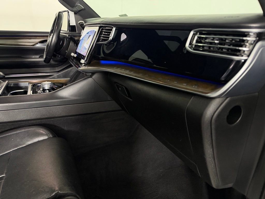 Used 2022 Jeep Grand Wagoneer Series I AWD/4WD image 37