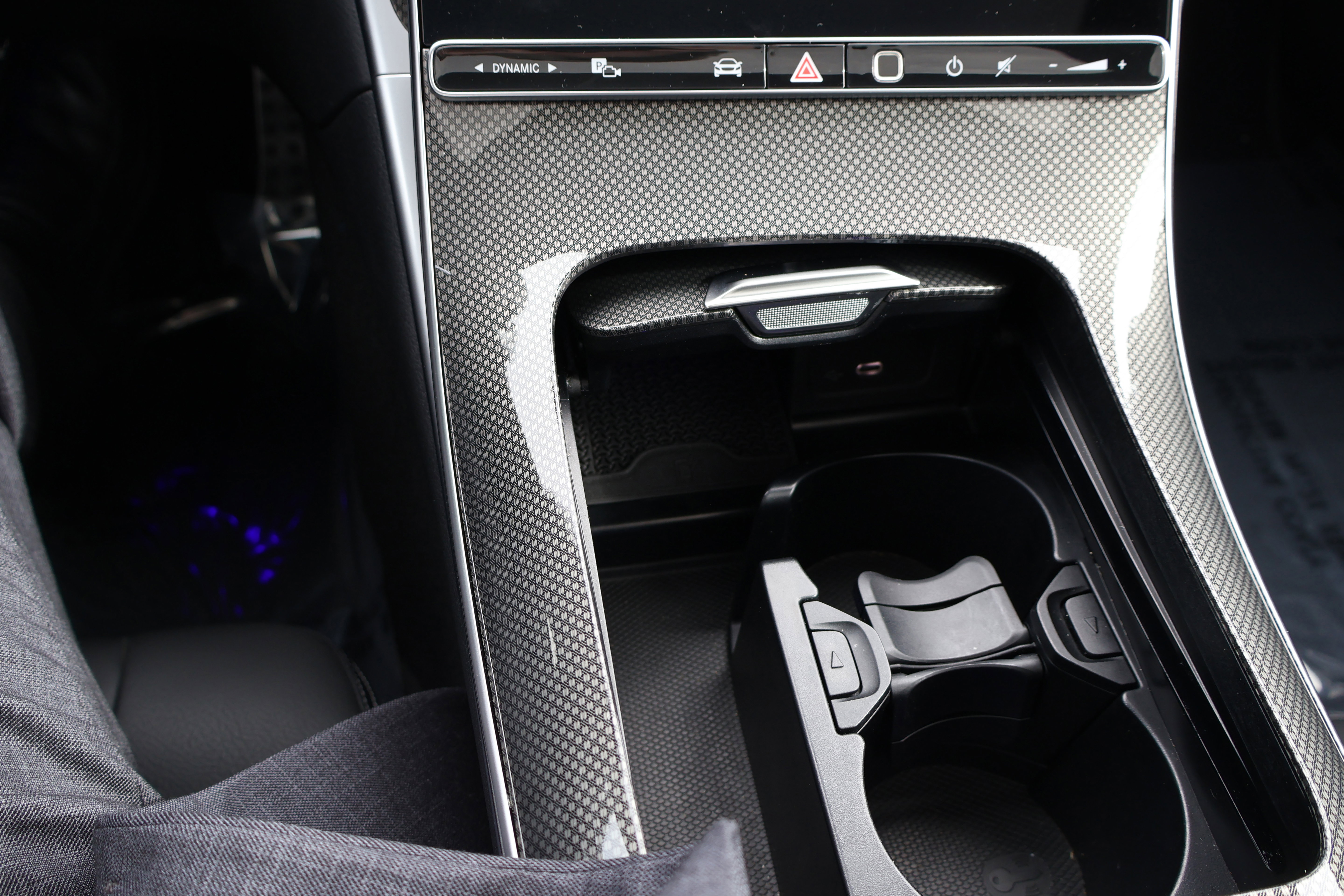 Certified 2024 Mercedes-Benz CLE 300 4MATIC Coupe image 34