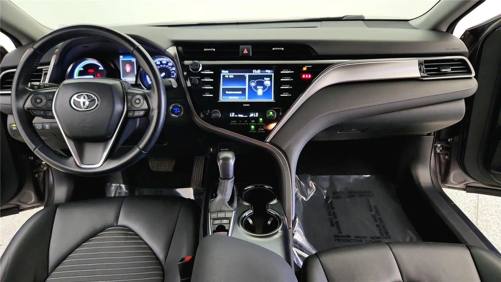 Used 2020 Toyota Camry SE image 33