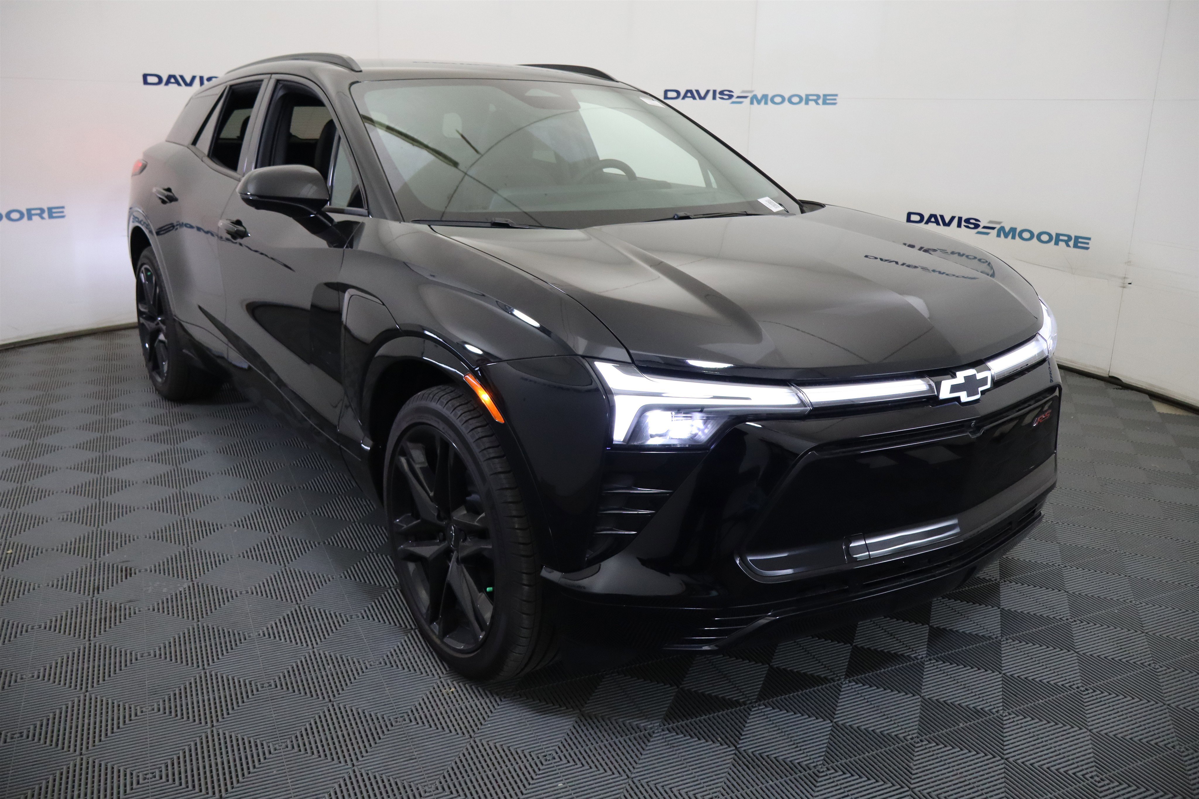 New 2025 Chevrolet Blazer EV RS image 3