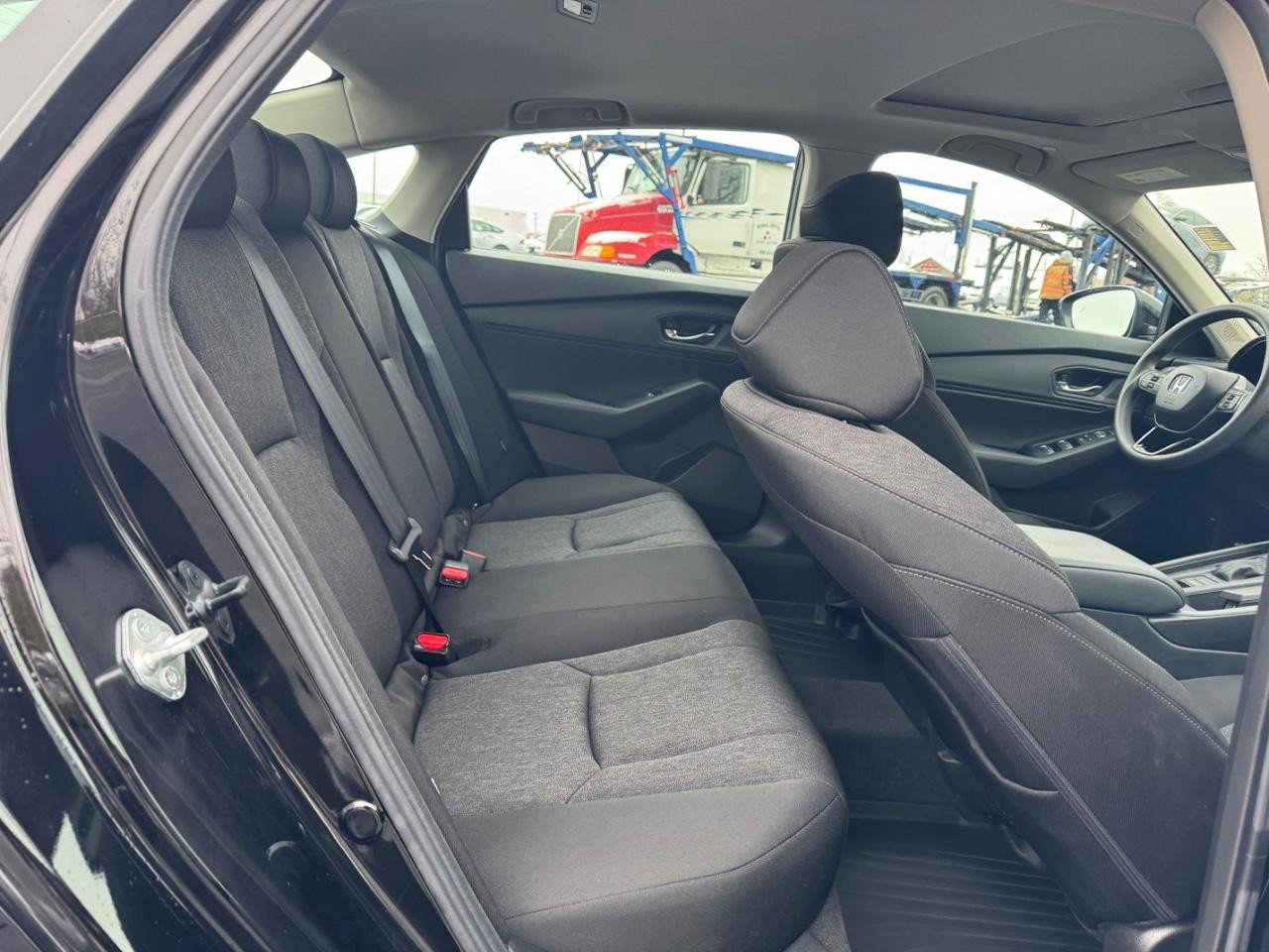 Certified 2025 Honda Accord SE image 11