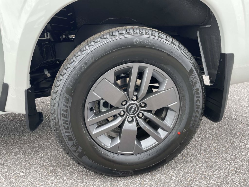New 2026 Nissan Frontier SV w/ All-Weather Content Package RWD image 7