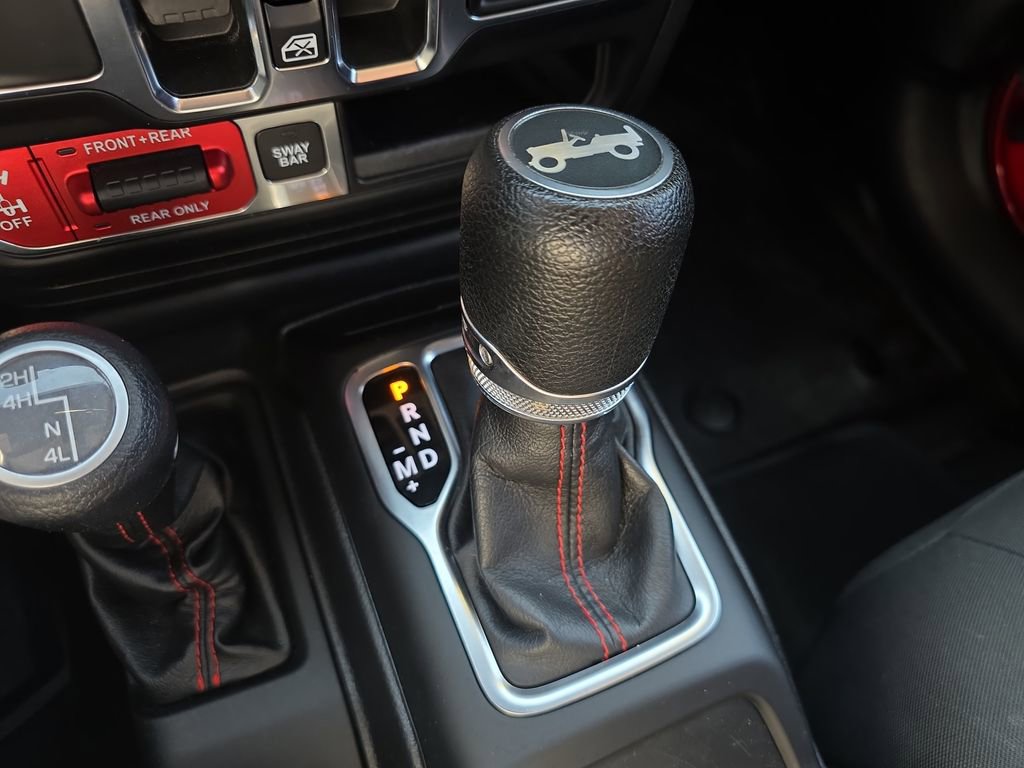 Used 2019 Jeep Wrangler Unlimited Rubicon w/ Cold Weather Group image 19