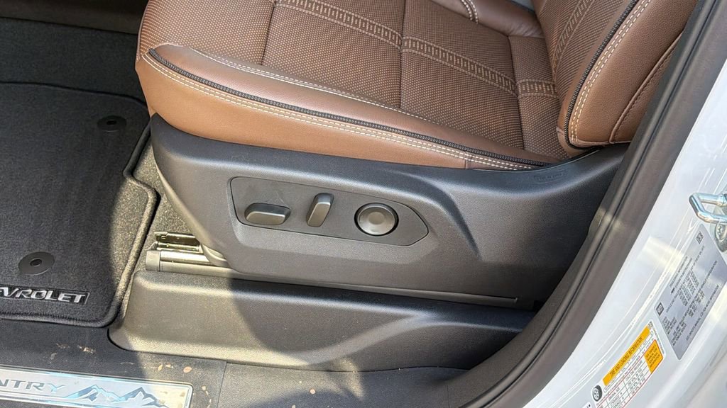 New 2026 Chevrolet Tahoe High Country image 14