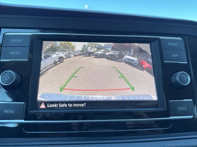 Used 2024 Volkswagen Jetta SE image 19