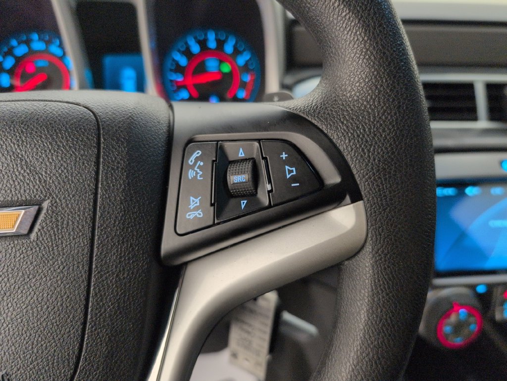 Used 2015 Chevrolet Camaro LS RWD image 34