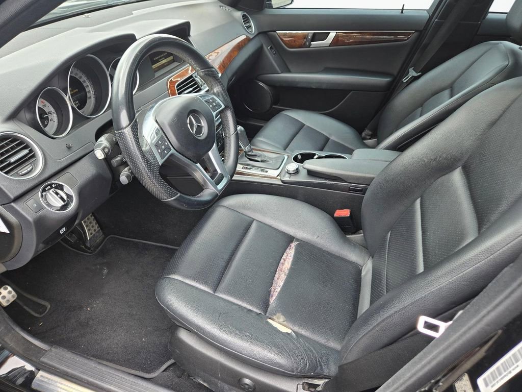 Used 2014 Mercedes-Benz C 250 Sedan image 12