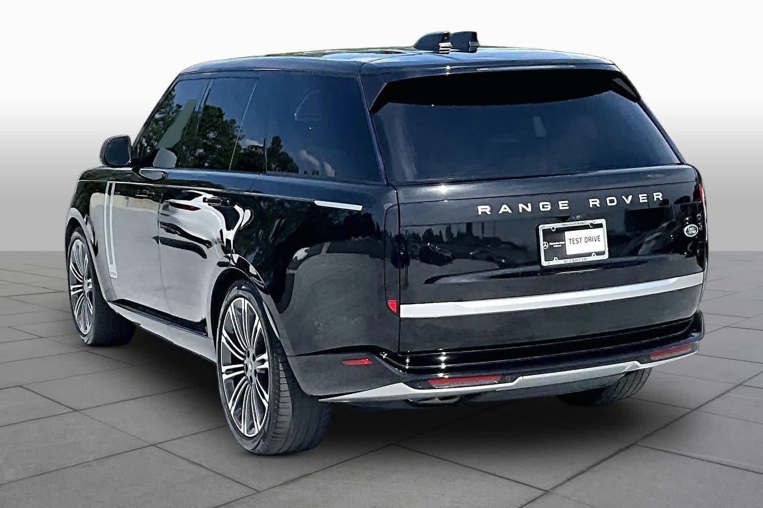 Used 2023 Land Rover Range Rover Autobiography AWD/4WD image 30