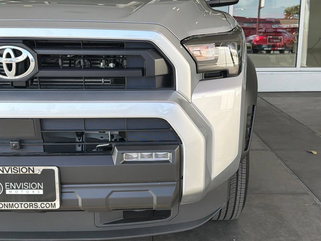 Certified 2026 Toyota 4Runner SR5 AWD/4WD image 6