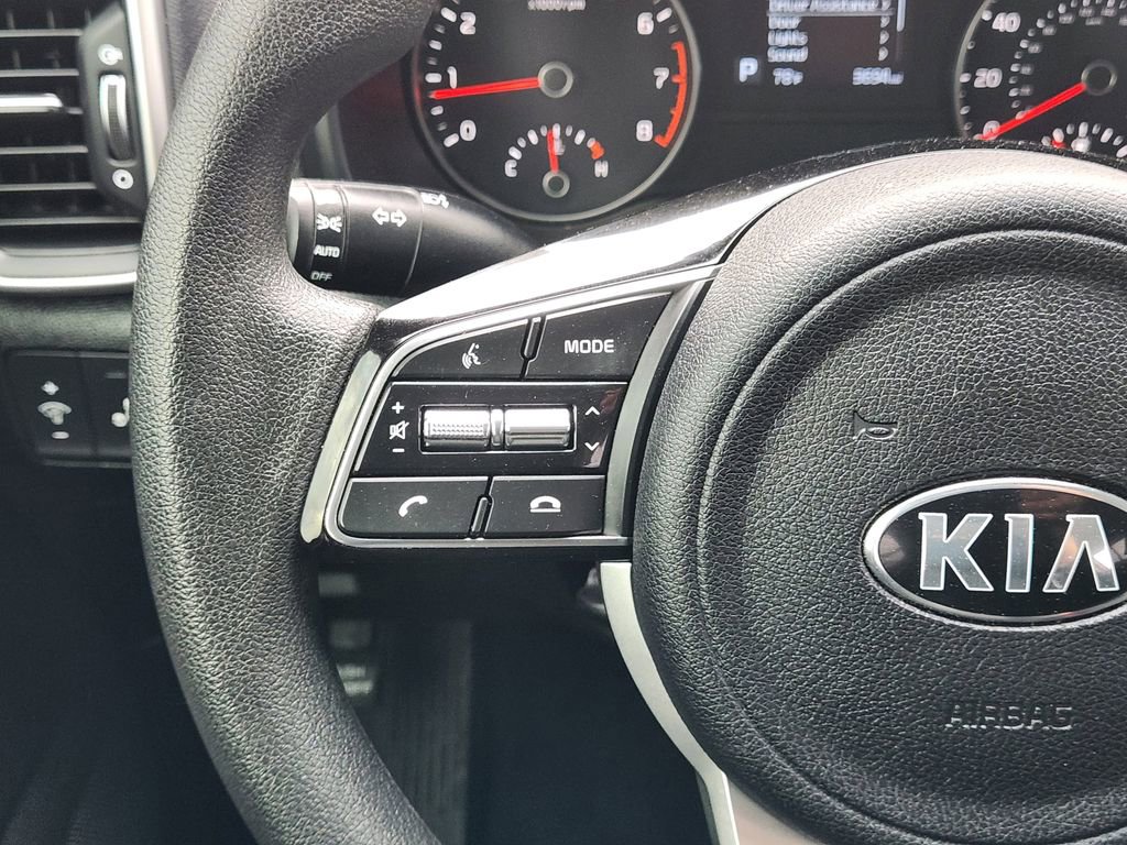Certified 2022 Kia Sportage LX w/ LX FWD Value Edition Package image 28