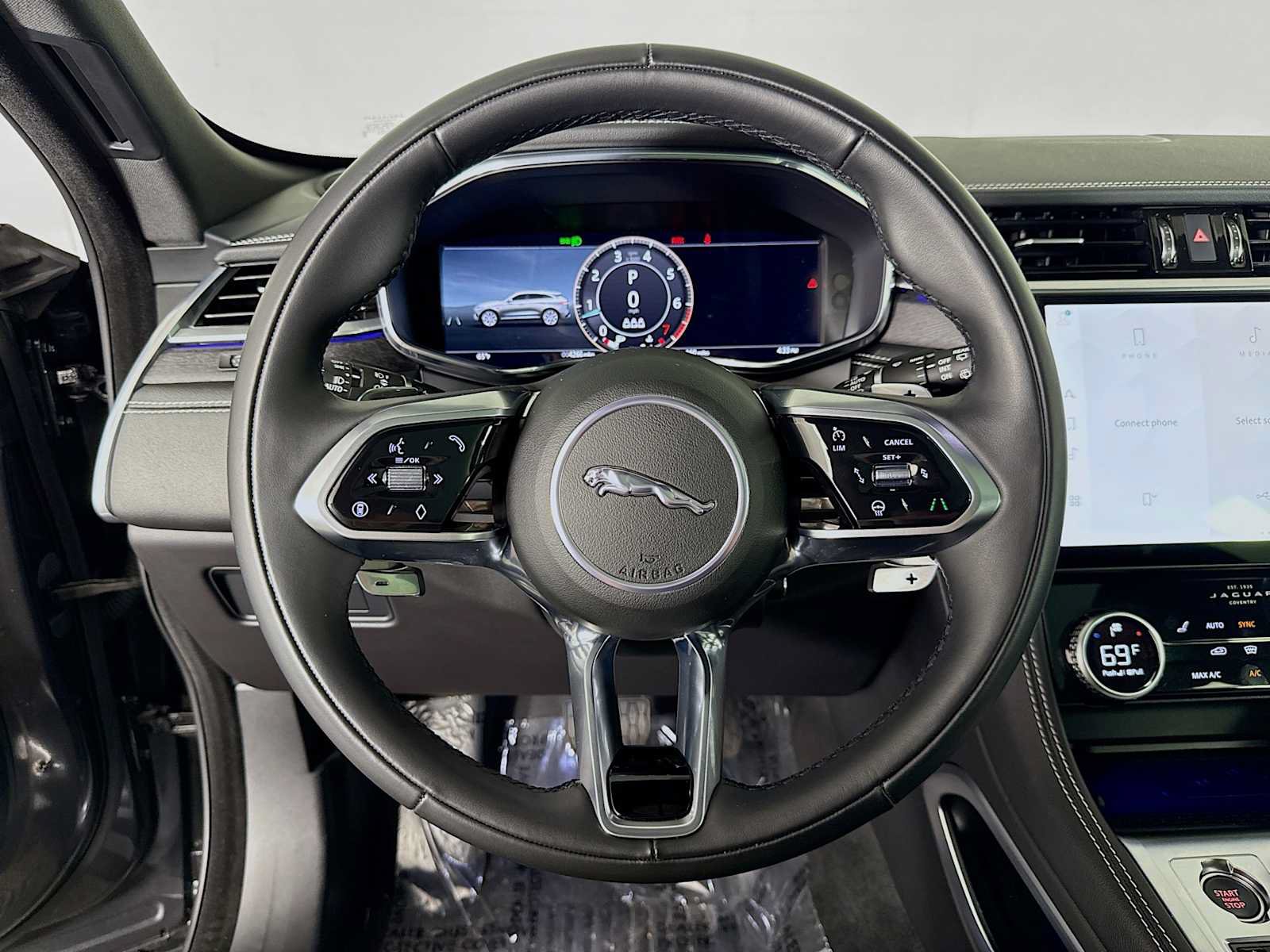Used 2026 Jaguar F-PACE R-Dynamic S AWD/4WD image 11