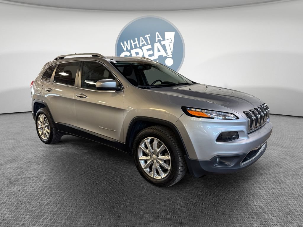 Used 2017 Jeep Cherokee Limited AWD/4WD image 1